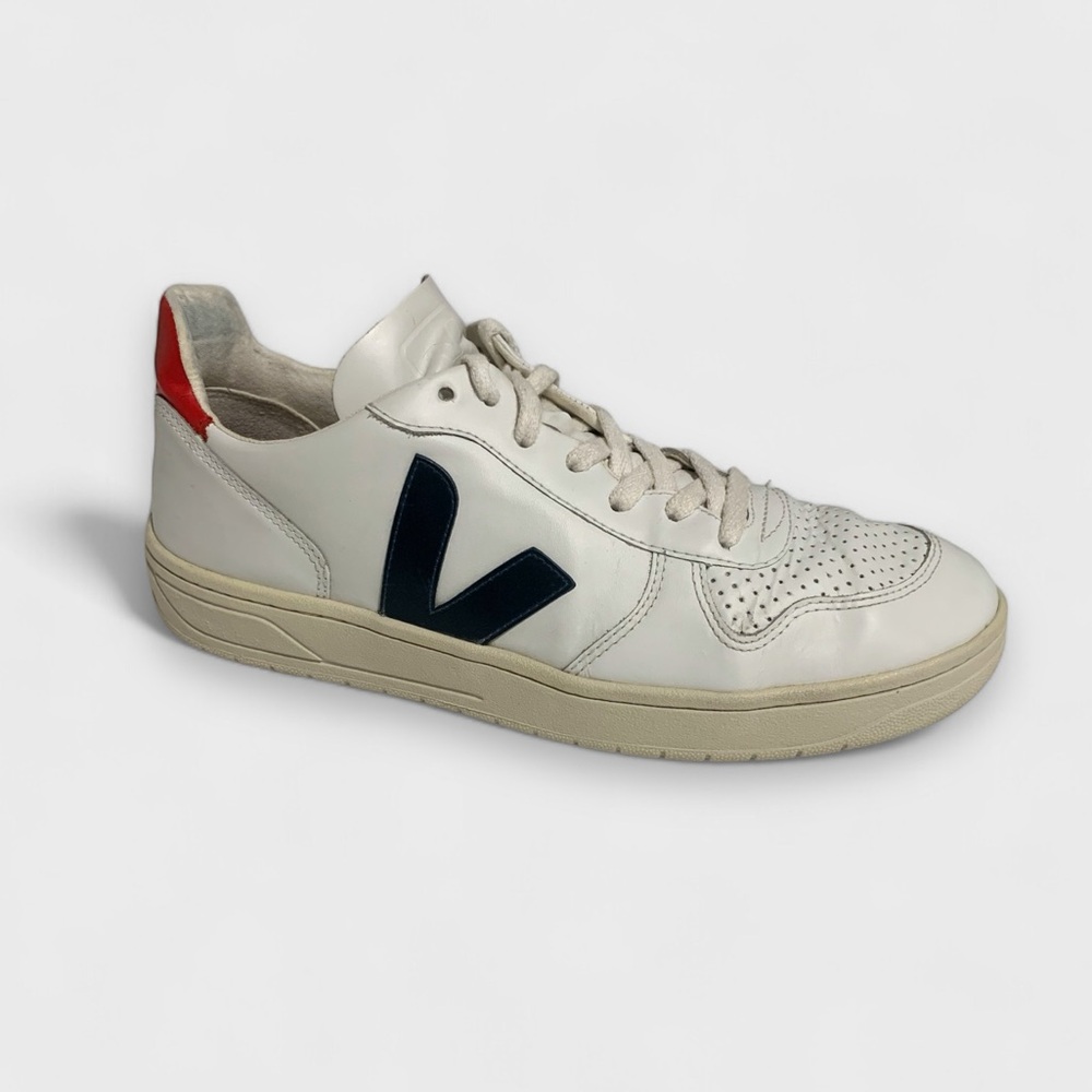 Veja V-10 Leather Sneaker In White, Nautico, Pekin | Size US 9 EU 42
